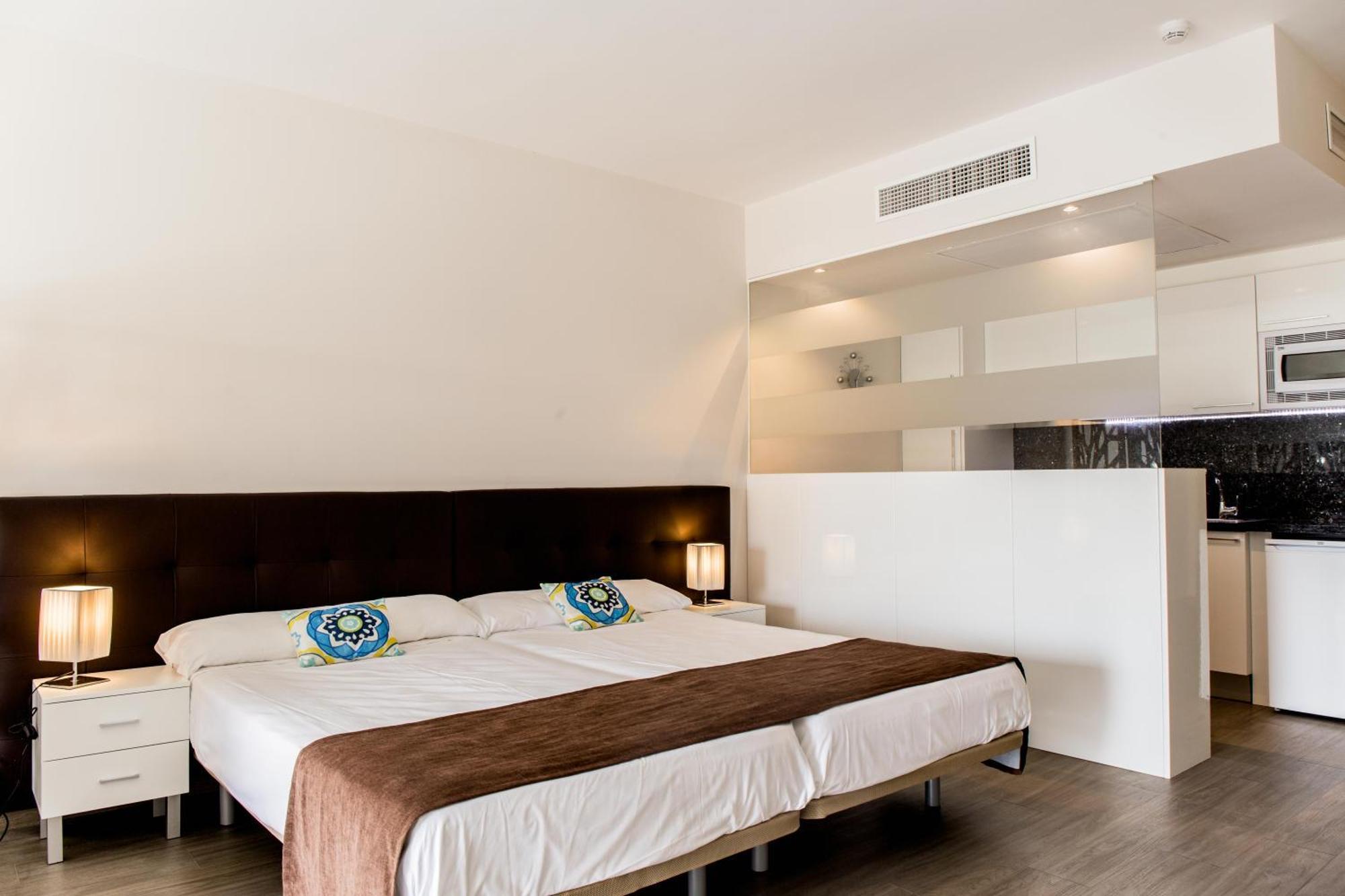 Bluesea Dimona Suites 토레몰리노스 외부 사진